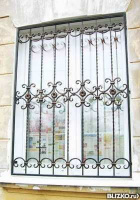 Решетка металлическая для окна (оконная)