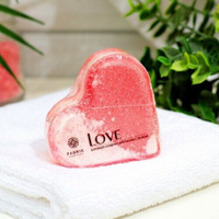 Для ванны и душа Fabrik Cosmetology Бомбочка для ванны Бурлящее сердце микс Amore-Love 110 г